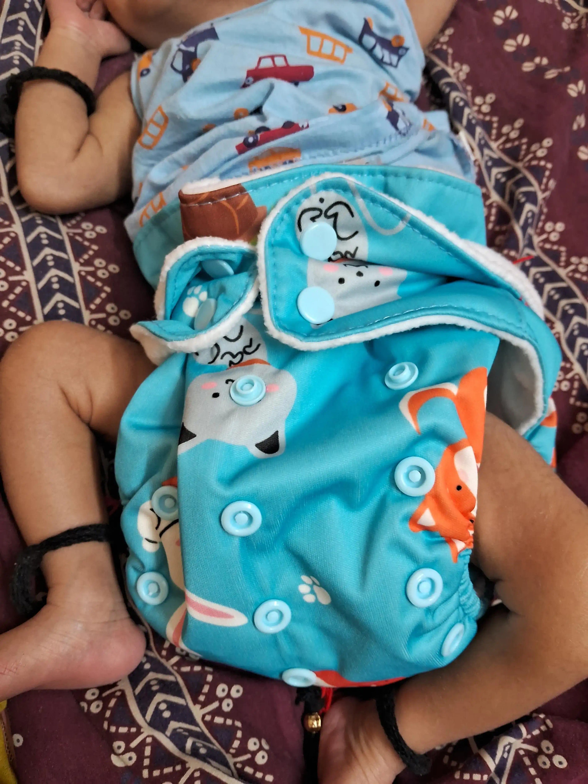 Adjustable Washable & Reusable Cloth Diaper With Dry Feel, Absorbent Insert Pad (3M-3Y) Prevents Rashes - Floral Spring - Pack of 1