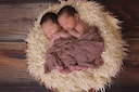 Images related to న్యూ బార్న్ ట్విన్స్ (నవజాత కవలలు)ను పెంచడం గురించి మీకు తెలియని 7 విషయాలు (7 Things You Didn't Know About Raising Newborn Twins in Telugu)