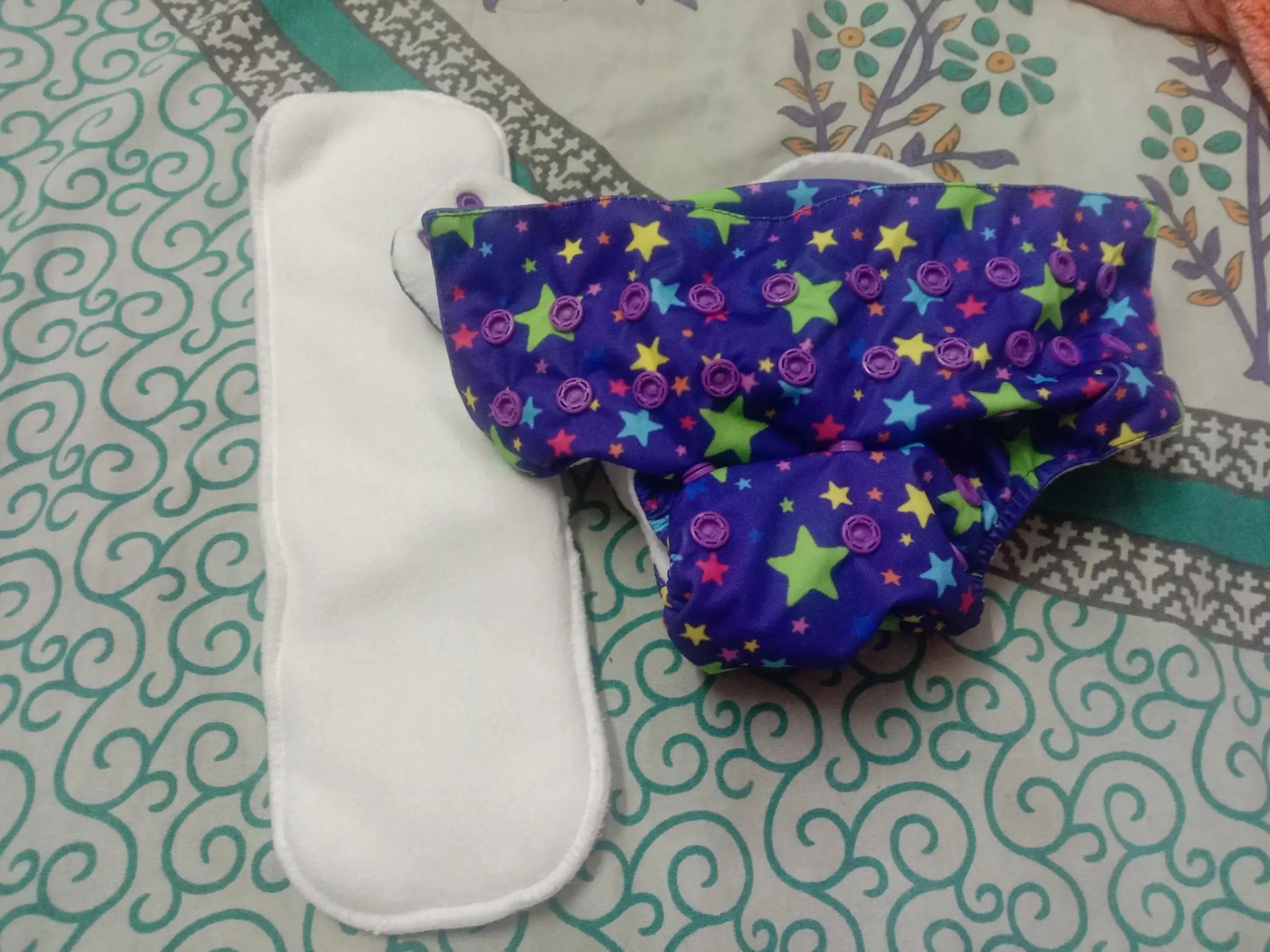 Adjustable Washable & Reusable Cloth Diaper With Dry Feel, Absorbent Insert Pad (3M-3Y) Prevents Rashes - Floral Spring - Pack of 1