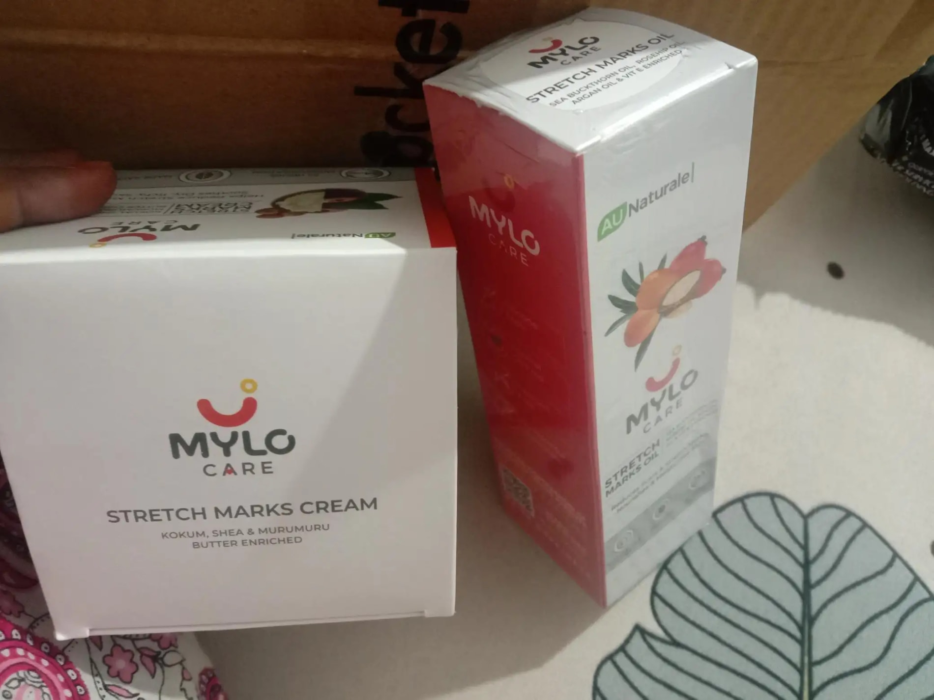 Stretch Marks Kit - Removes Scars | Made with Natural Ingredients | Tightens Skin - (1 Stretch Mark Oil - 100 ml, 2 Stretch Marks Cream - 100ml each)