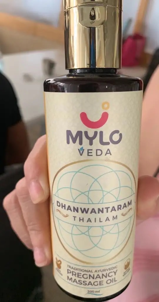 Ayurvedic Pregnancy Massage Oil | Relieves Pregnancy Pain & Ichiness | Heals Stretch Marks | Firms Up Body Post Pregnancy | Made with Dhanwantram Recipe (200 ml)
