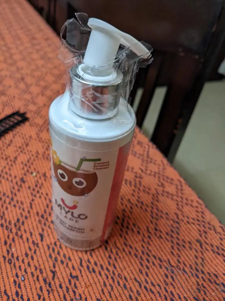 Baby Shampoo and Body Wash | Gentle Cleansing Head-to-Toe | Tear Free Formulation | Retains Natural Moisture | Dermatologically Tested | Made Safe Certified- 200 ml - Pack of 2