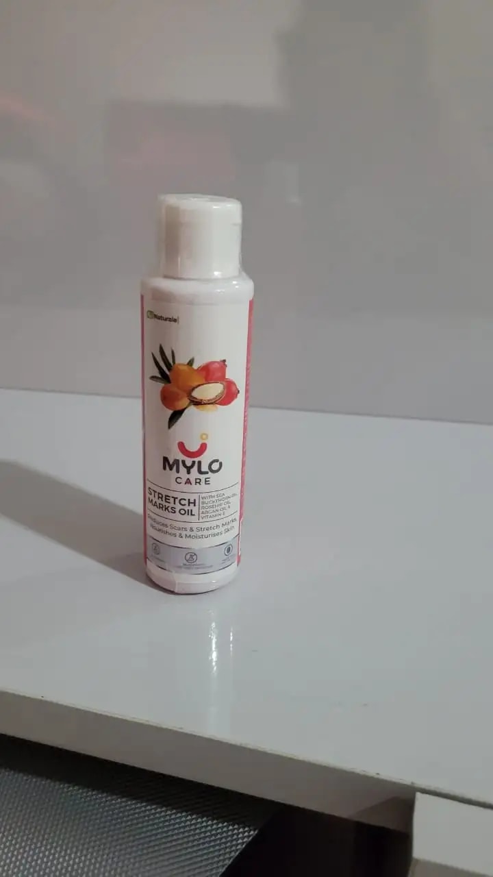 Stretch Marks Oil With Sea Buckthorn, Rosehip, Argan & Coconut Oil | Scars & Stretch Mark Lightening | Natural Skin Care Solution for Pregnant Women - 100ml