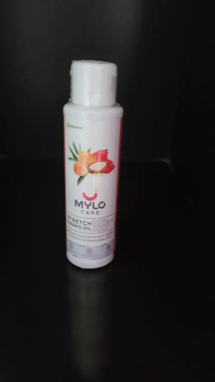 Stretch Marks Oil With Sea Buckthorn, Rosehip, Argan & Coconut Oil | Scars & Stretch Mark Lightening | Natural Skin Care Solution for Pregnant Women - 100ml