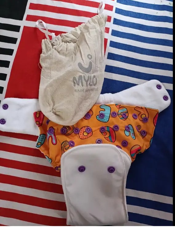 Adjustable Washable & Reusable Cloth Diaper With Dry Feel, Absorbent Insert Pad (3M-3Y) Prevents Rashes - Floral Spring - Pack of 1